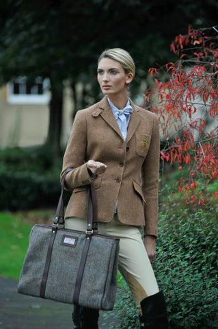 MARCHE HARRI S TWEED　bq marche　ダブルファスナー Harris Tweed Hebrides & The Tweed Fabric Bhaltos Bag – Harris